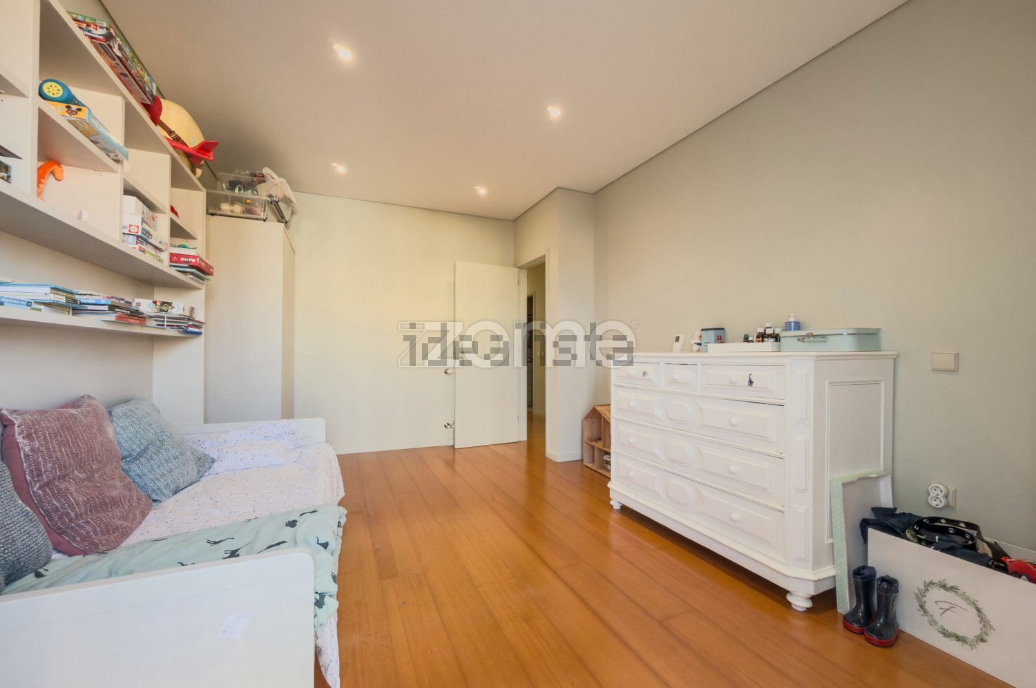 出租公寓 t3在Avenida Infante Dom Henrique, 1546 - 卧室