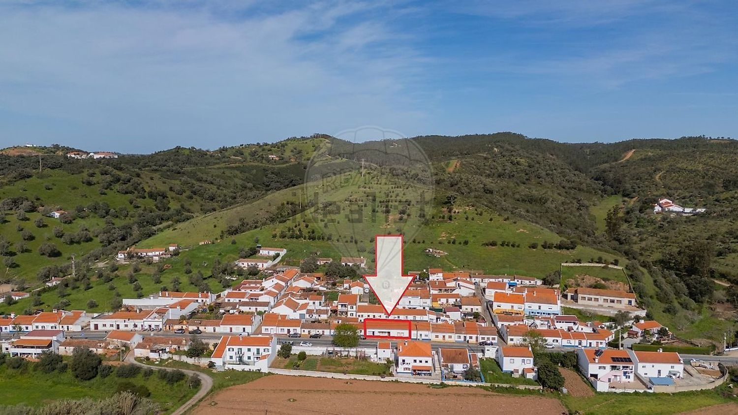 小楼房或独栋别墅出售在São Salvador e Santa Maria - 视线