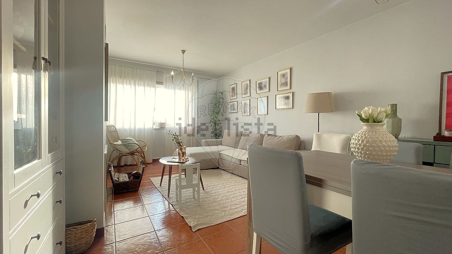 公寓 t3出售在Avenida da Extremadura Espanhola - 客厅