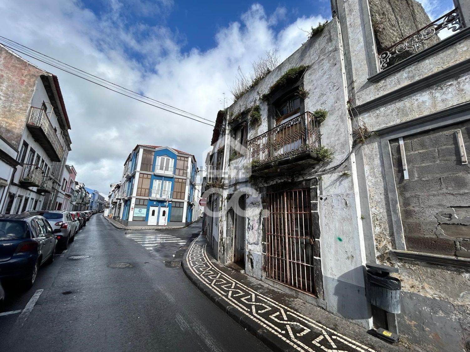 小楼房或独栋别墅出售在São José - 视线