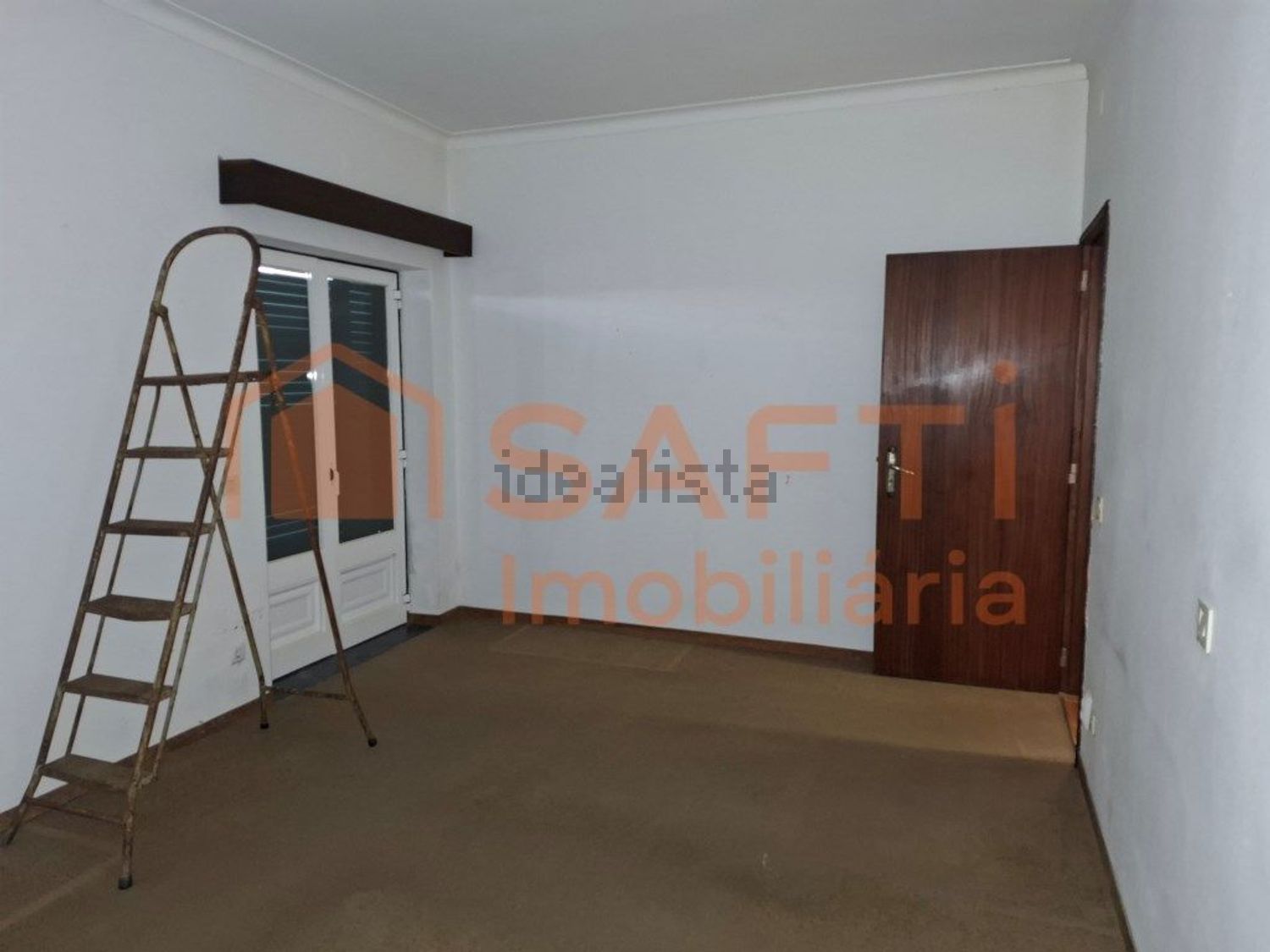 小楼房或独栋别墅出售在Rua da Boavista, 2 g - 照片