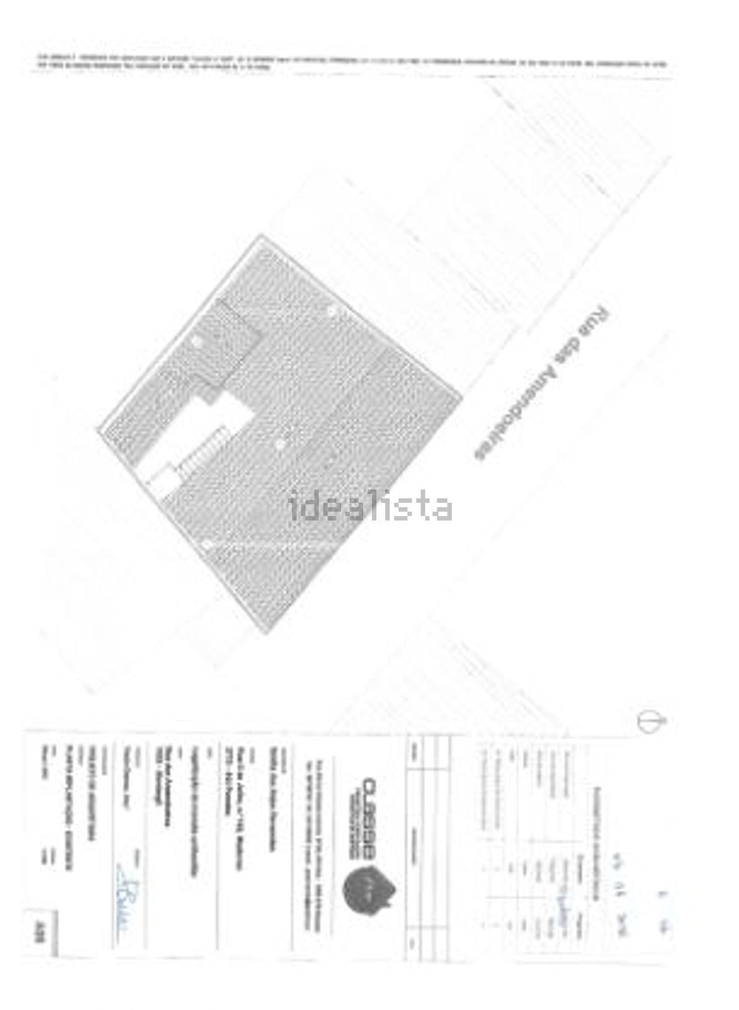 双拼别墅出售在Rua das Amendoeiras - 平面图