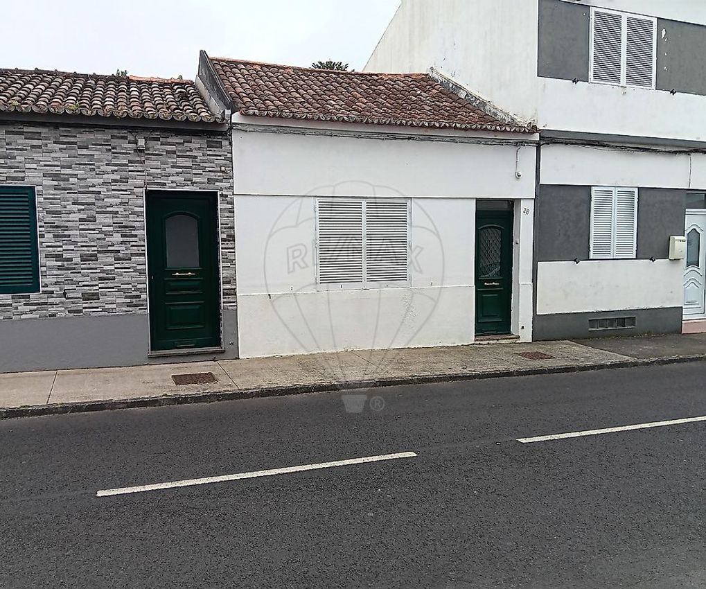 小楼房或独栋别墅出售Calço da Furna