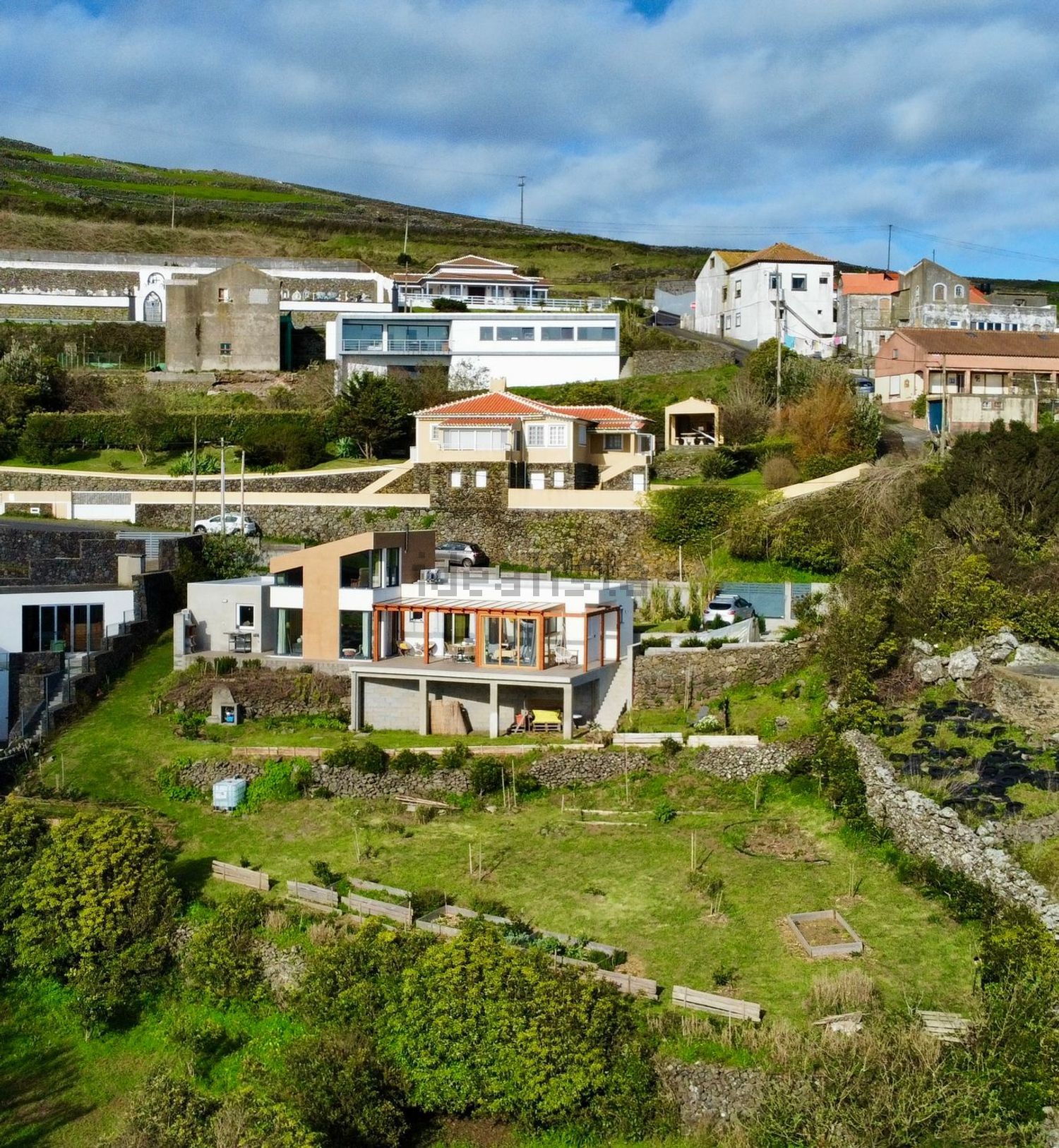 小楼房或独栋别墅出售在Caminho da Serretinha, 9700 -345 - 土地