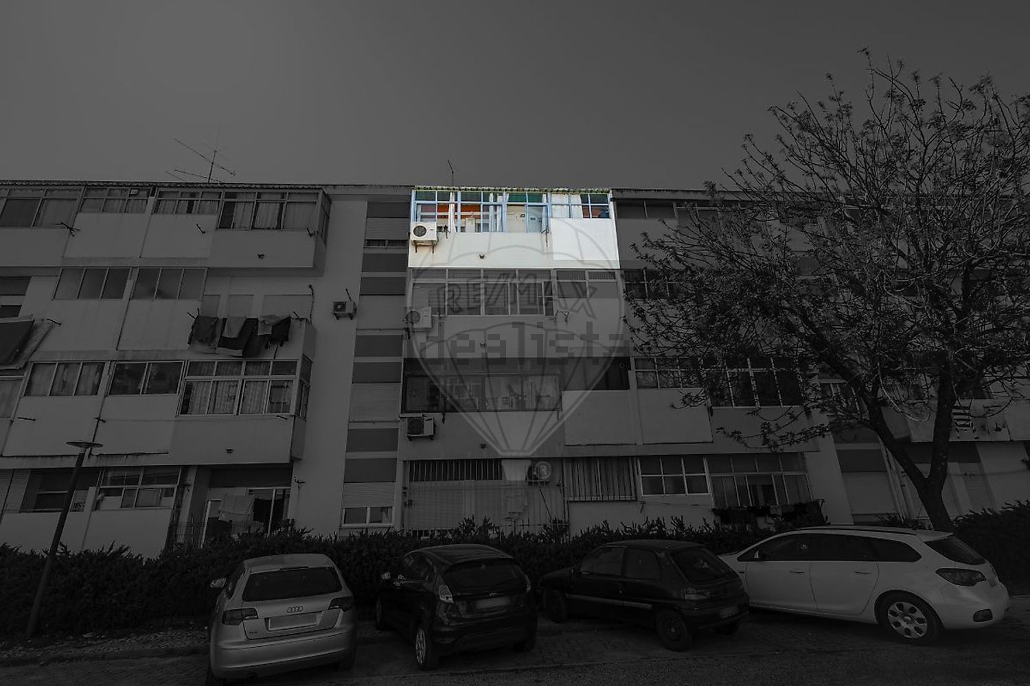 公寓 t3出售在Rua Francisco Alberto Cutileiro - 视线