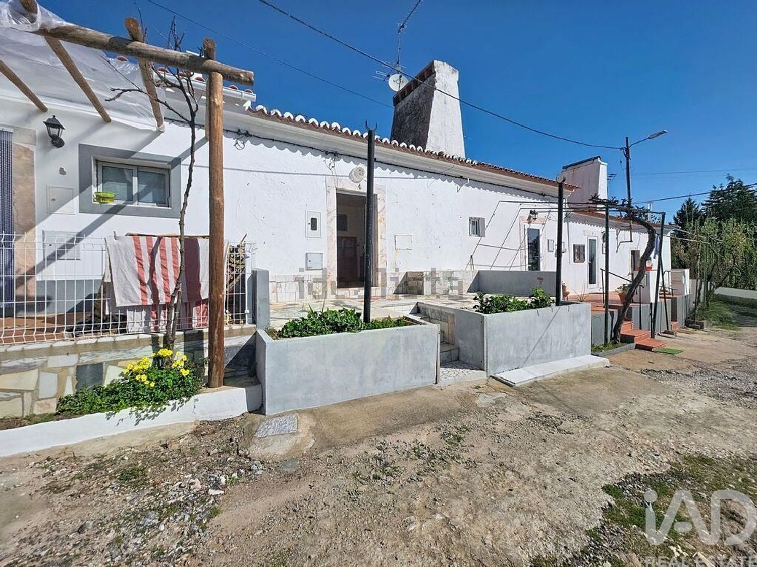 双拼别墅出售在Santa Maria e Santo André - 外立面