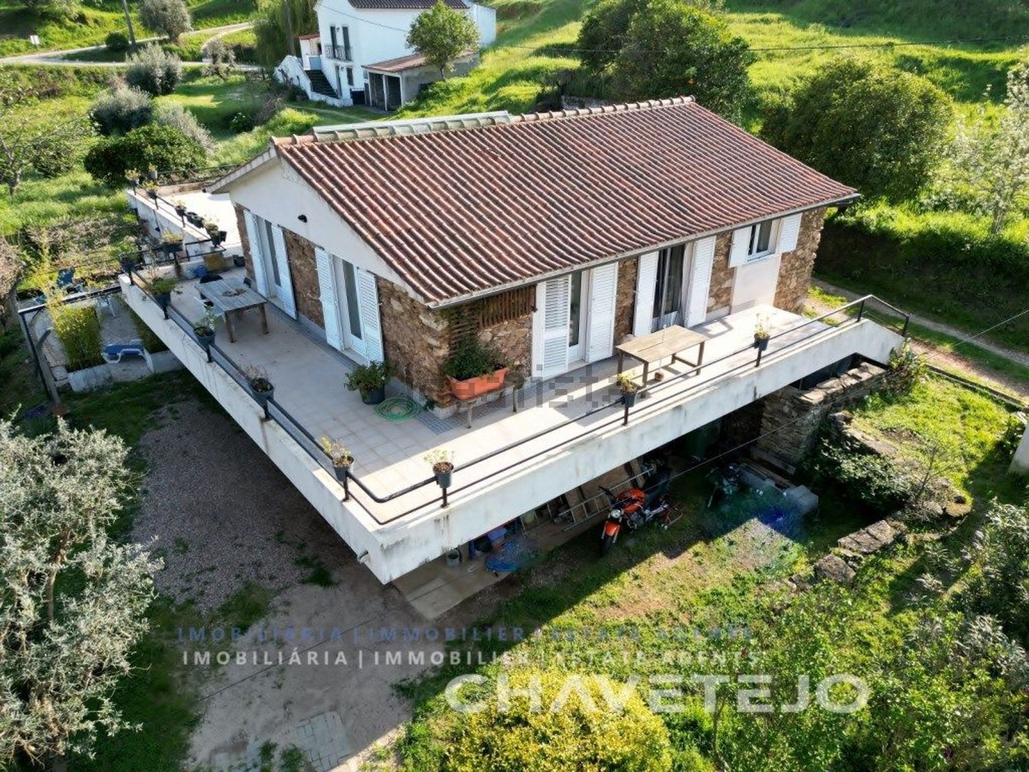 小楼房或独栋别墅出售在Rua da Albufeira, 71 - 外立面