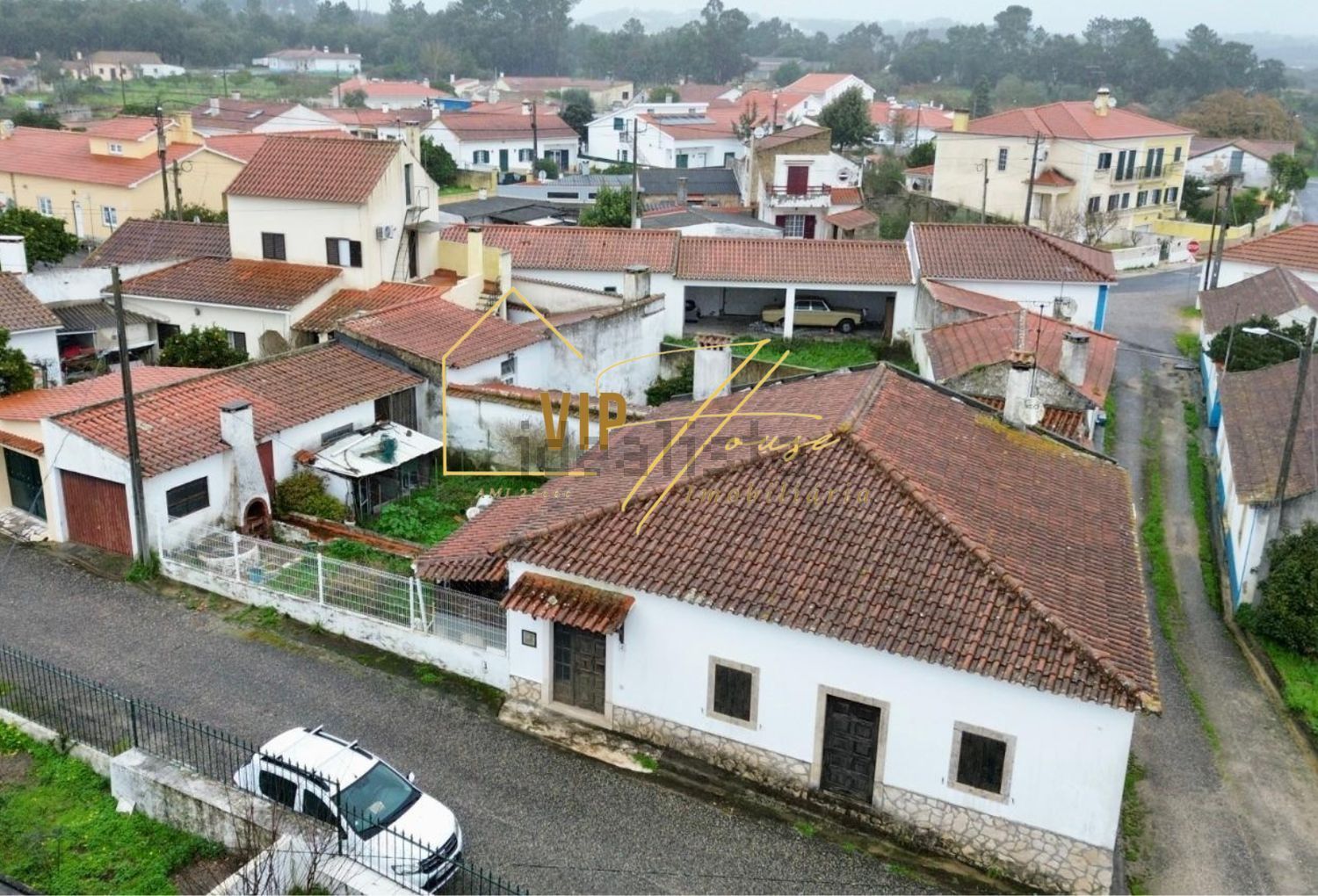 小楼房或独栋别墅出售在Rua da Fonte, 2 - 外立面