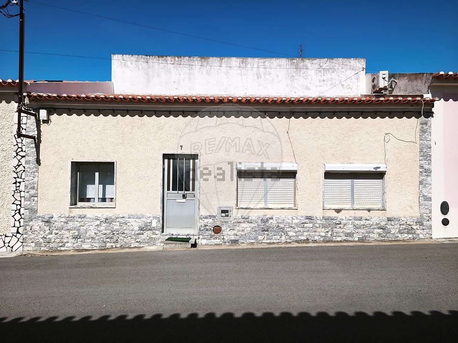小楼房或独栋别墅出售在Rua Infante de Sagres - 视线
