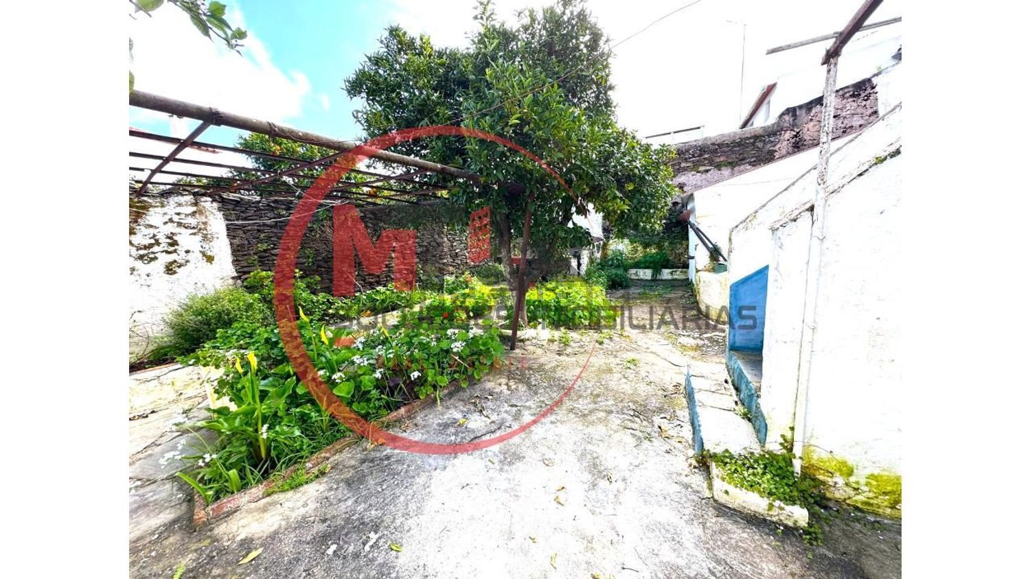 联排别墅出售在Santa Maria e Santo André - 花园