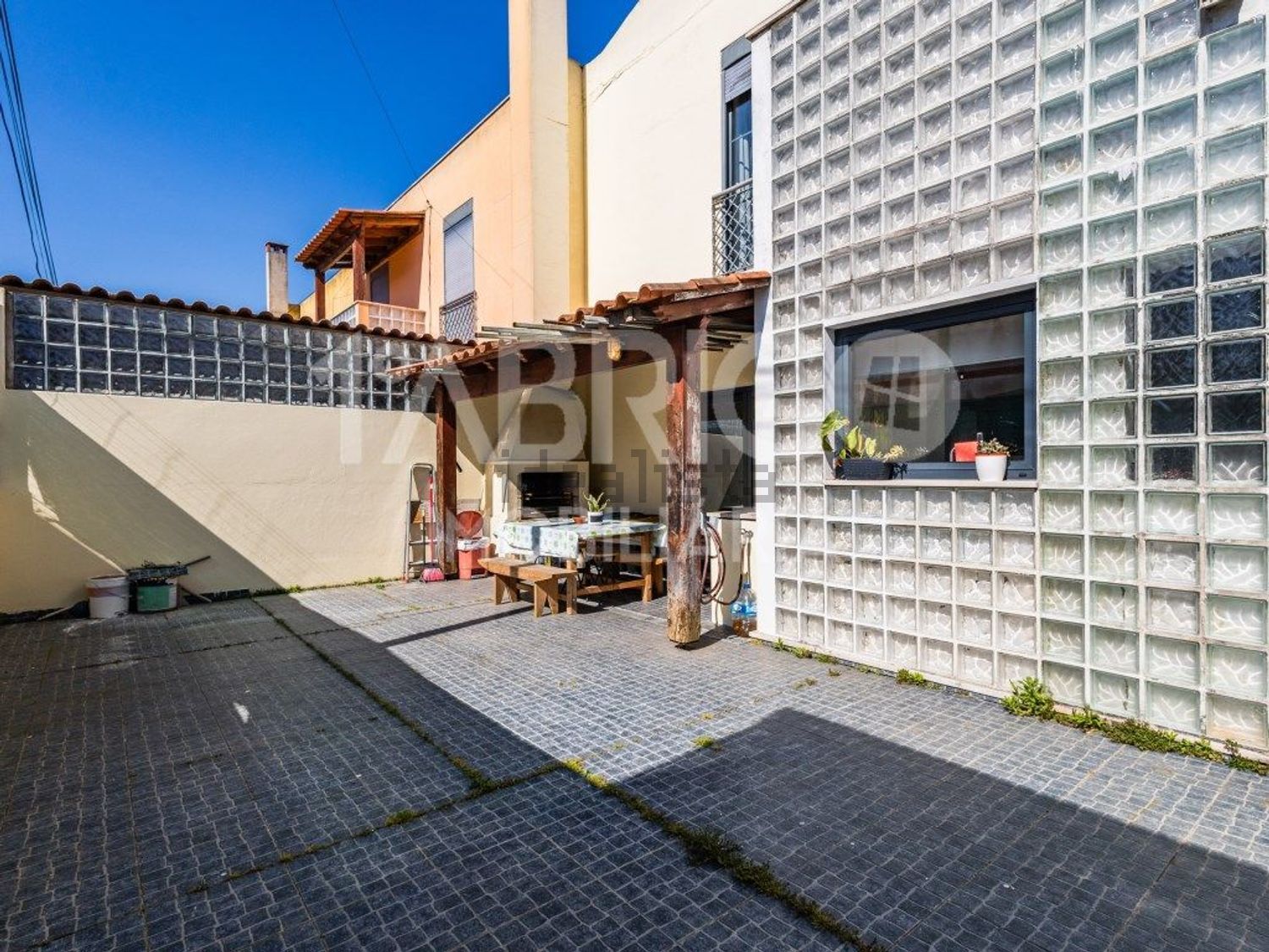 联排别墅出售在Rua Vila Real de Santo António, 45 j - 外立面
