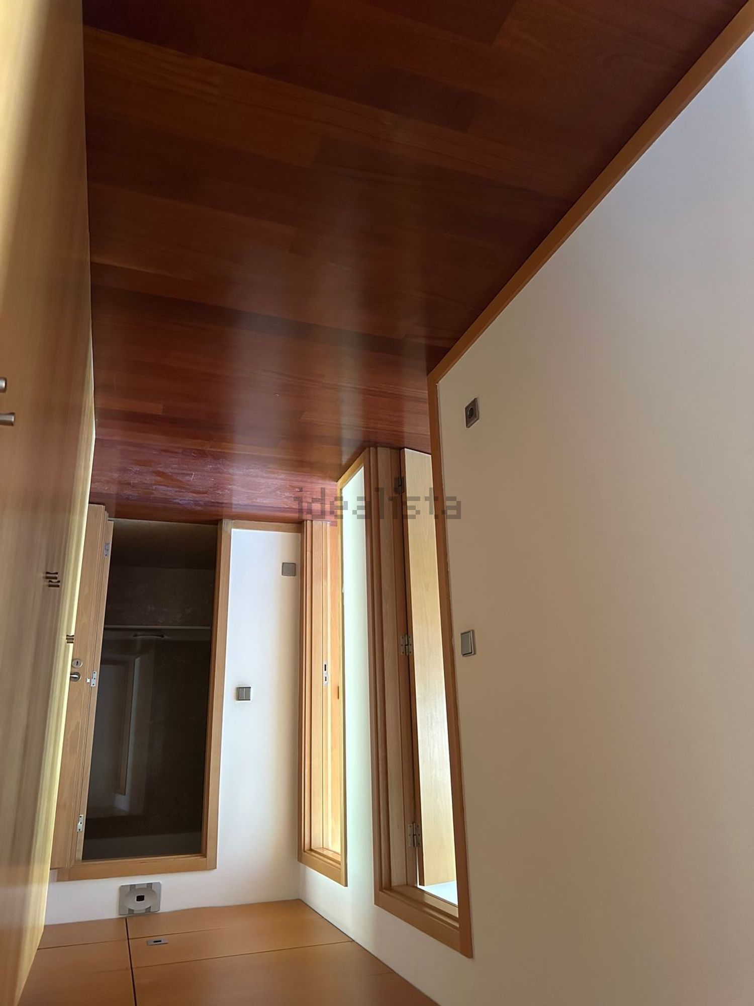 出租公寓 t4在Avenida do Parque, 360 - 前厅