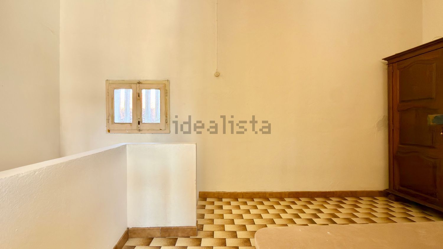 小楼房或独栋别墅出售在São Salvador e Santa Maria - 居住