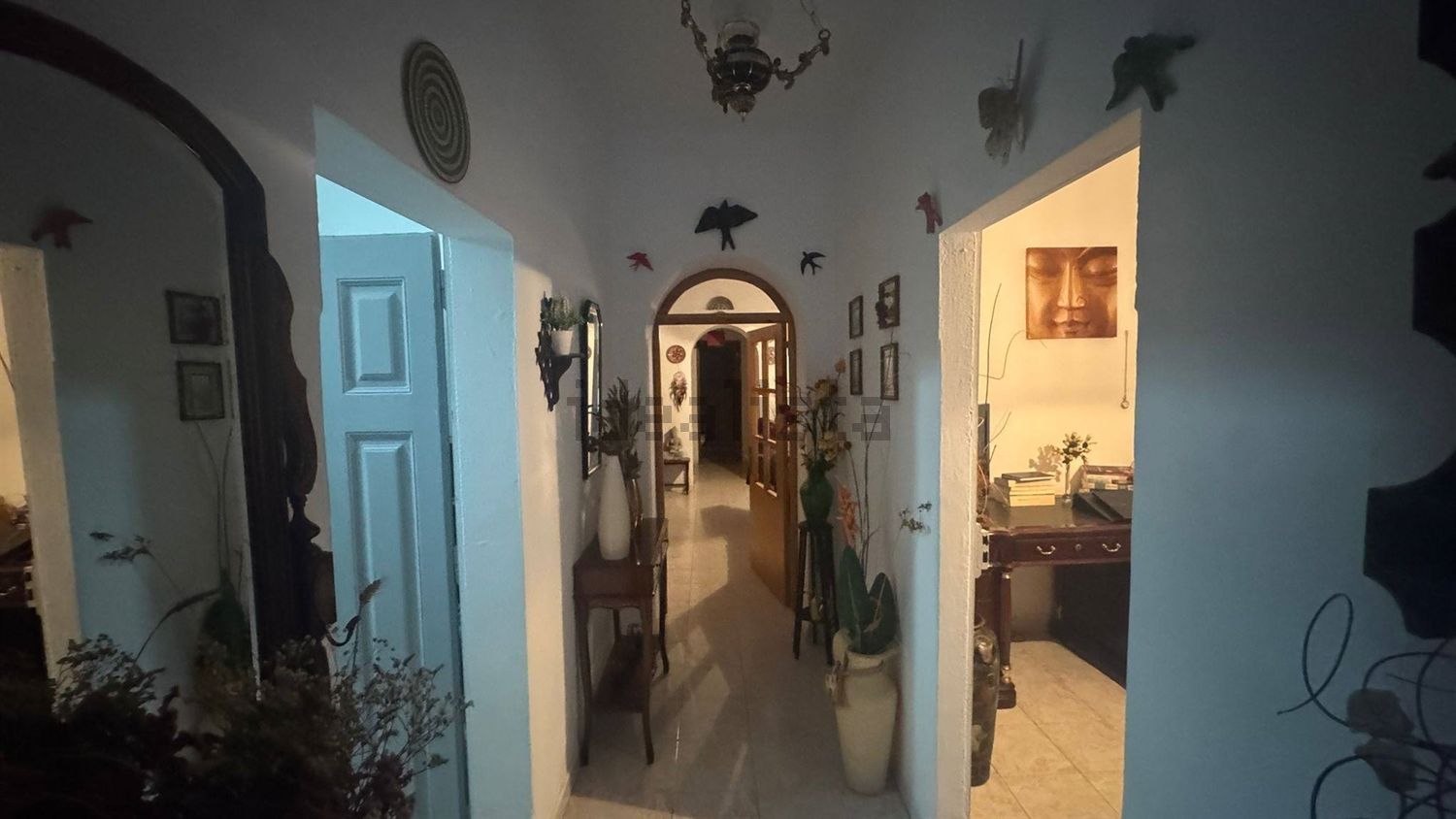 小楼房或独栋别墅出售在Rua de Santa Bárbara, 21 - 过道