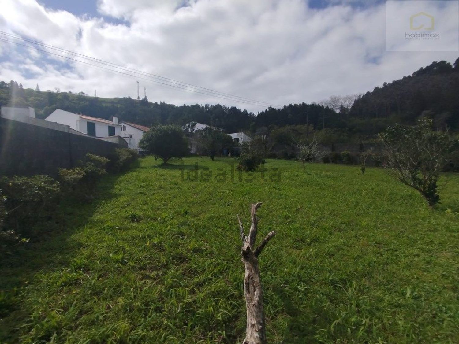 小楼房或独栋别墅出售在Travessa Da Água Quente, 9 - 花园