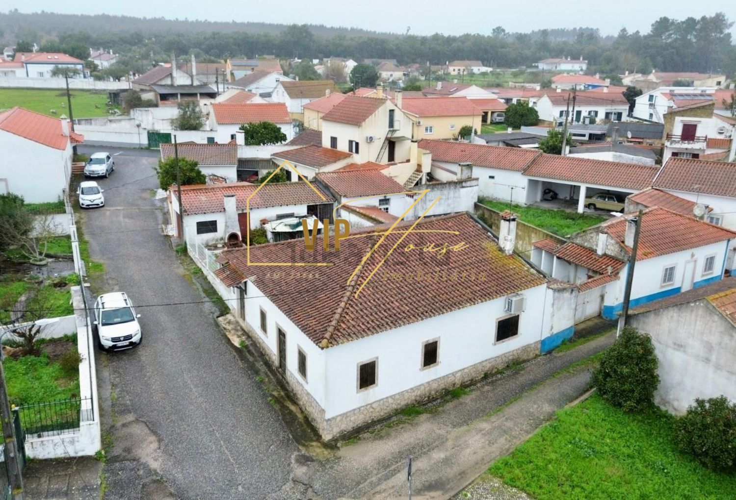 小楼房或独栋别墅出售在Rua da Fonte, 2 - 外立面