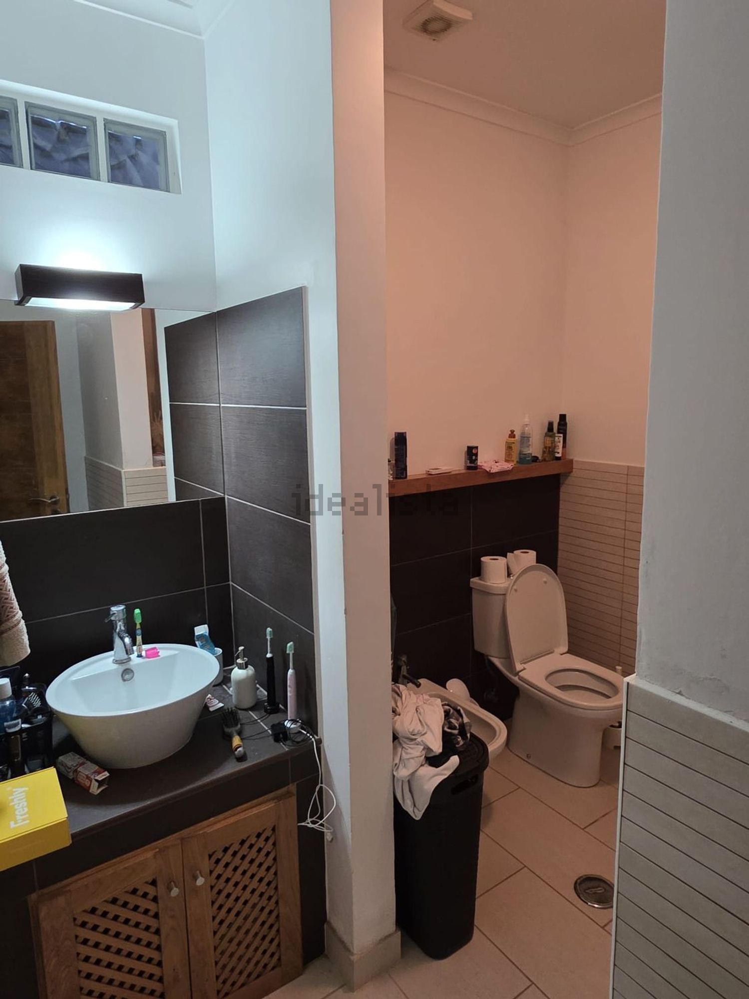 小楼房或独栋别墅出售在Rua do Almocreva, 30 - 卫生间