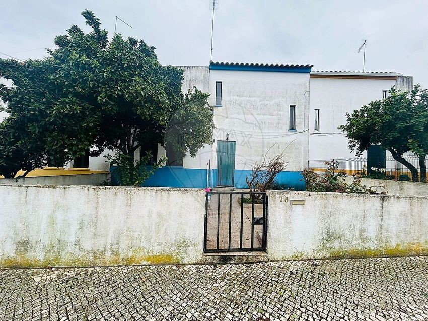 小楼房或独栋别墅出售在Cabeço de Vide