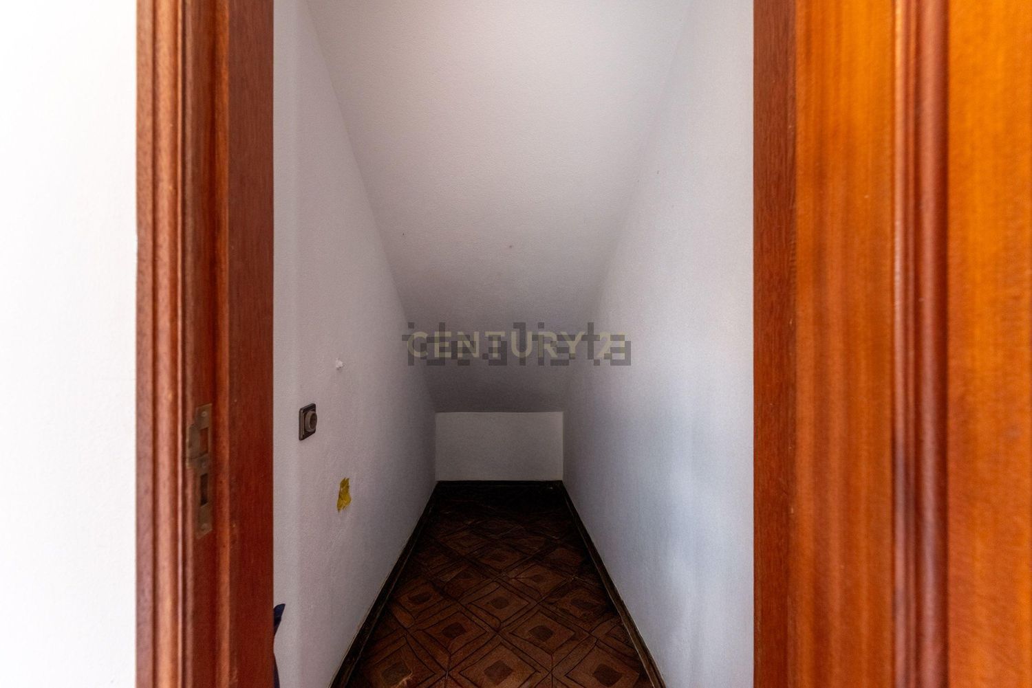 农庄出售在Estrada da Quinta do Evaristo, 92 - 过道