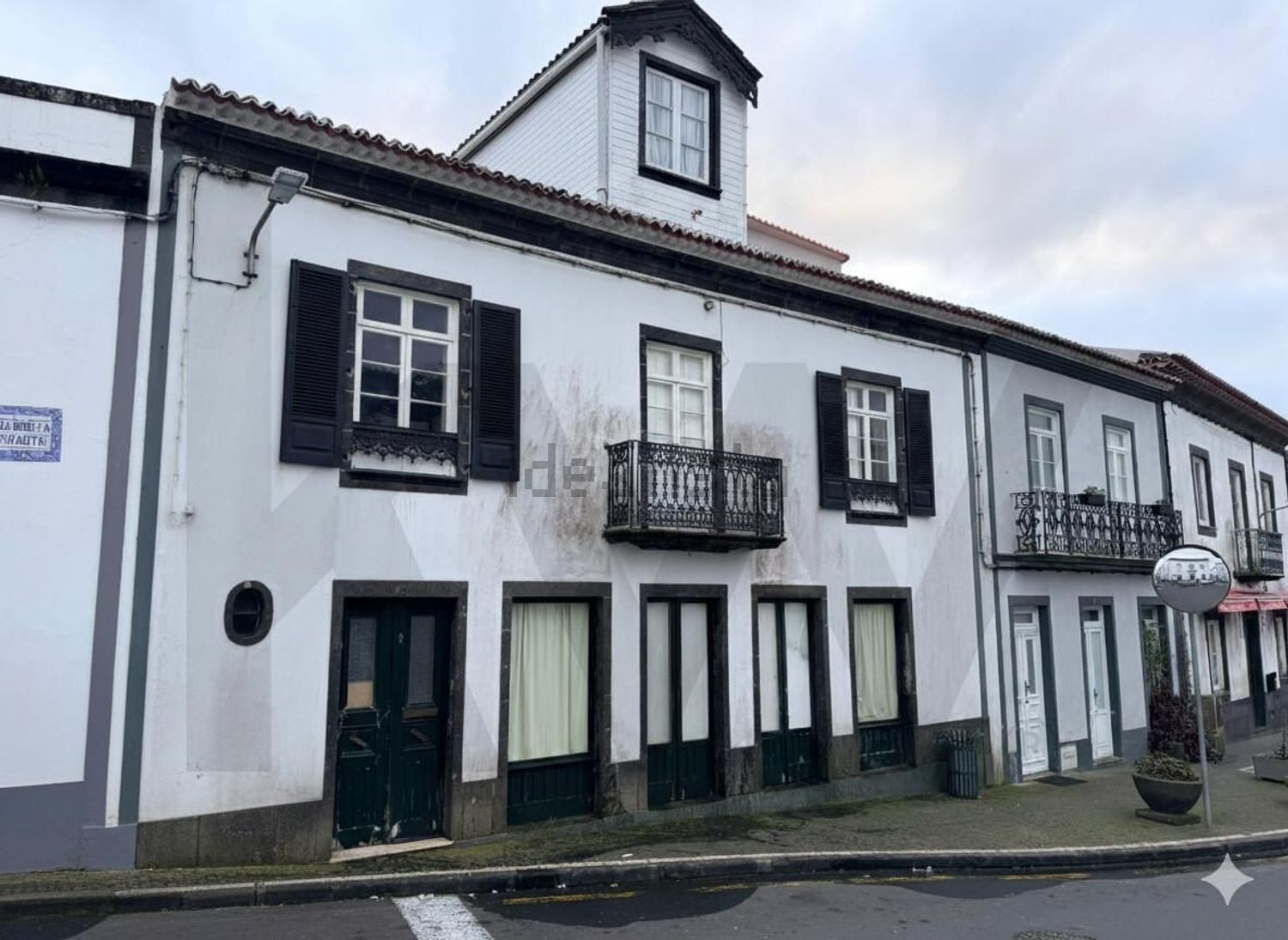 小楼房或独栋别墅出售在Rua Direita 1a Parte s/n - 外立面