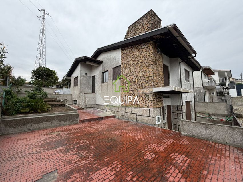 出租小楼房在Rua das Fontaínhas