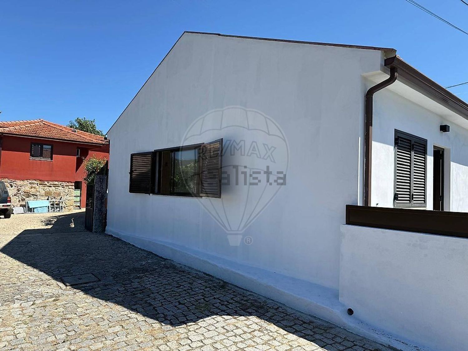 小楼房或独栋别墅出售在Beco da Vinha Nova - 外立面