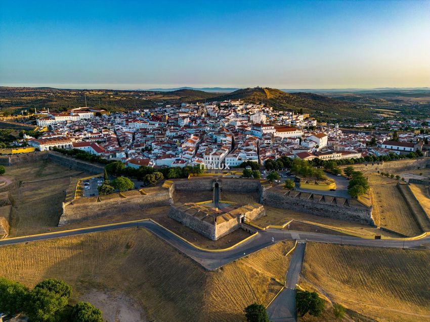 小楼房或别墅出售在Assunção - Ajuda - Salvador - Santo Ildefonso