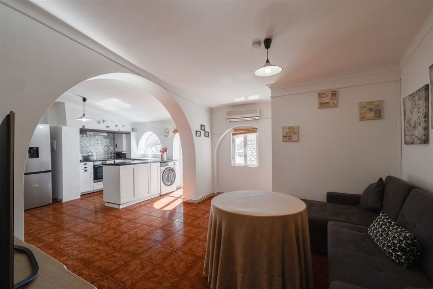 小楼房出售在Rua do Escrivão da Câmara, 5 a