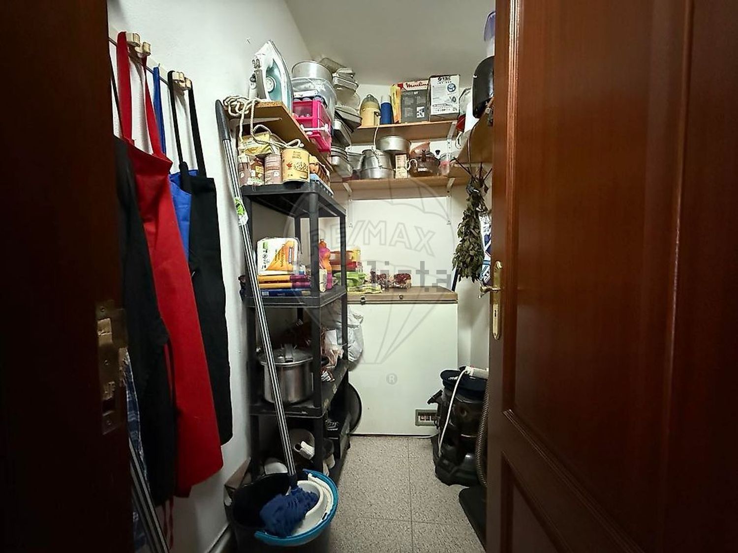 公寓 t3出售在Rua 25 de Abril - 试衣间