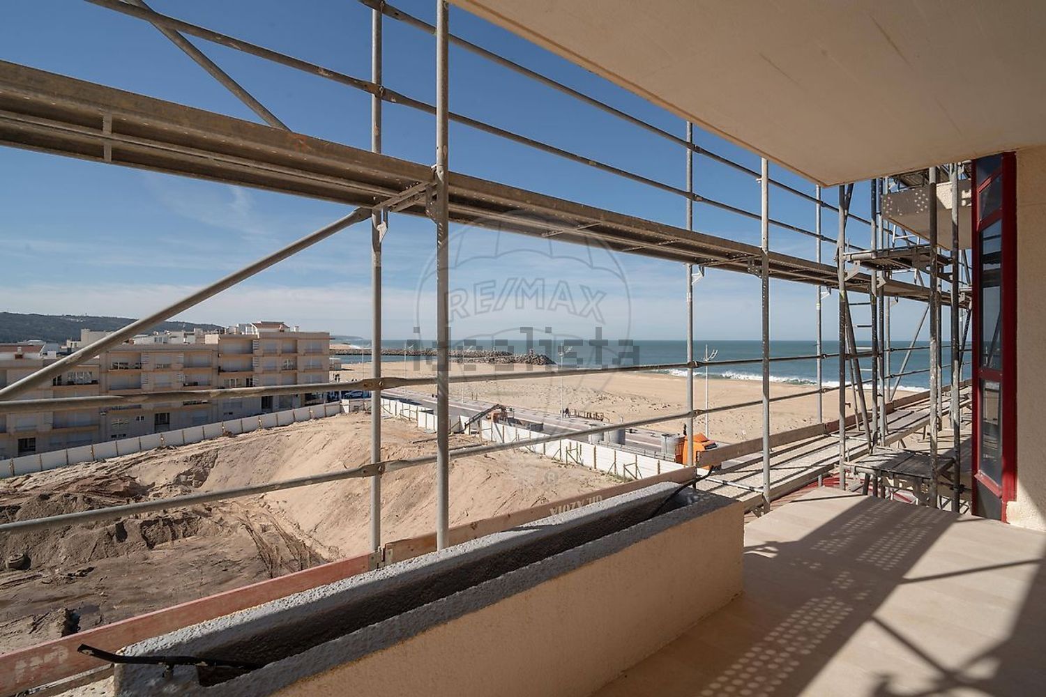 出租公寓 t2在Avenida Manuel Remígio - 视线