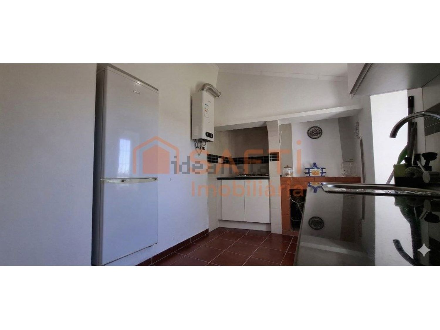 小楼房或独栋别墅出售在Almoster - 厨房