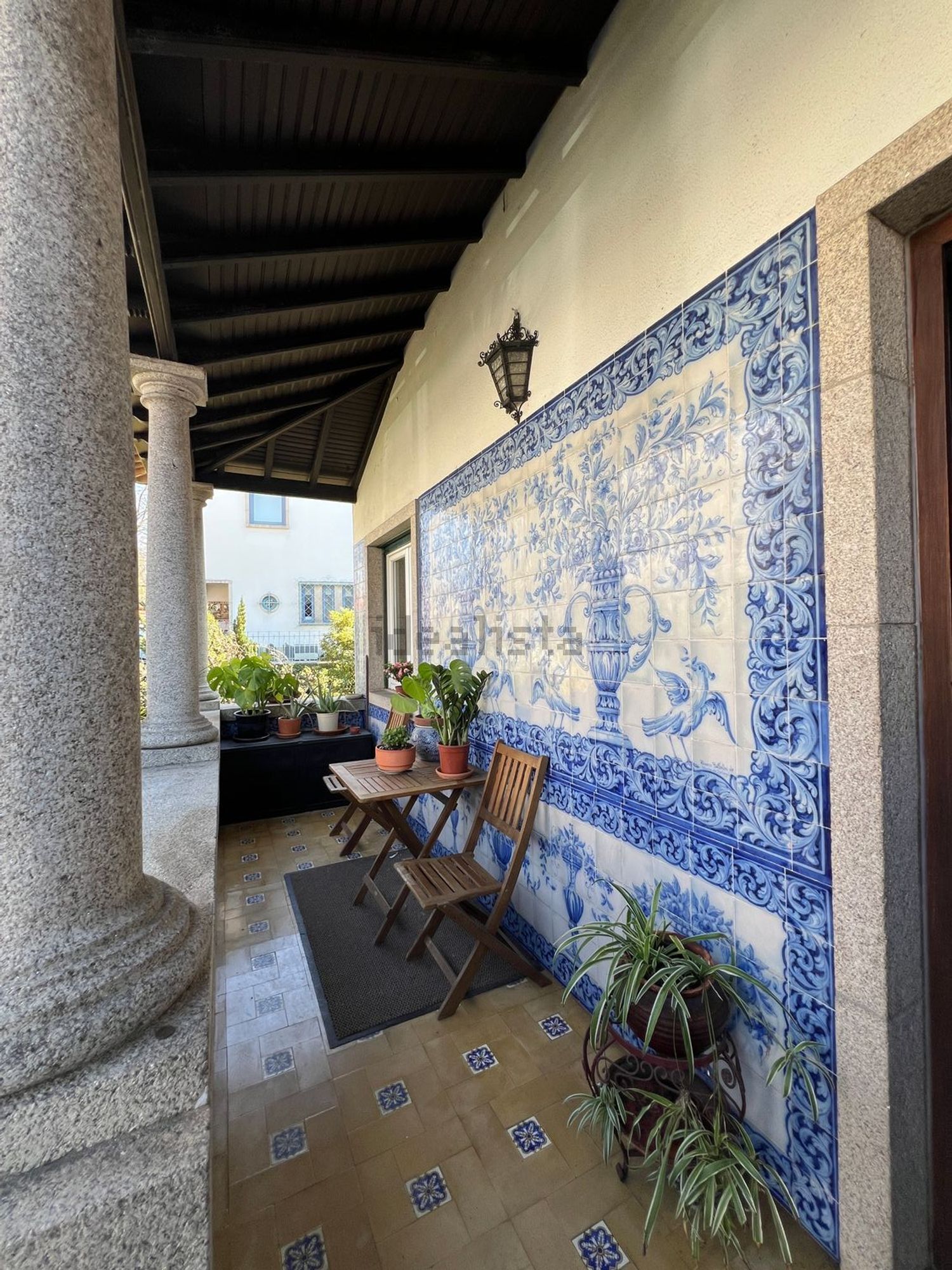 小楼房或独栋别墅出售在Vila Real - 照片