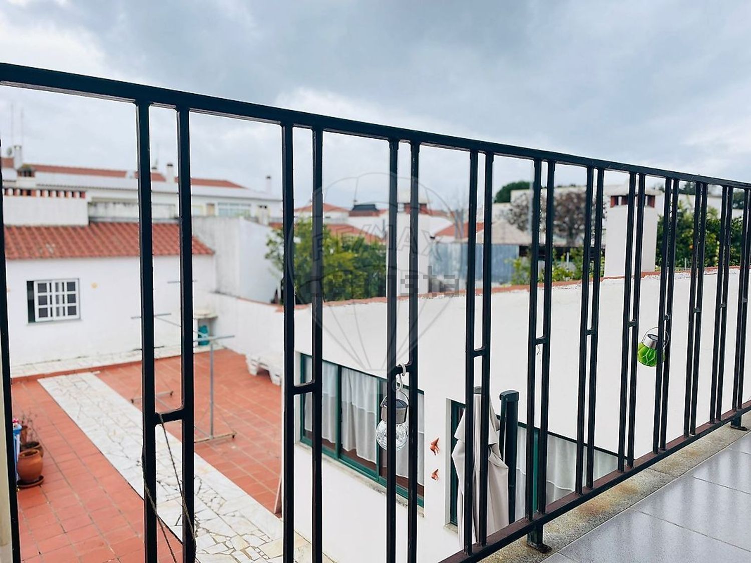小楼房或独栋别墅出售在Rua de São Pedro - 阳台