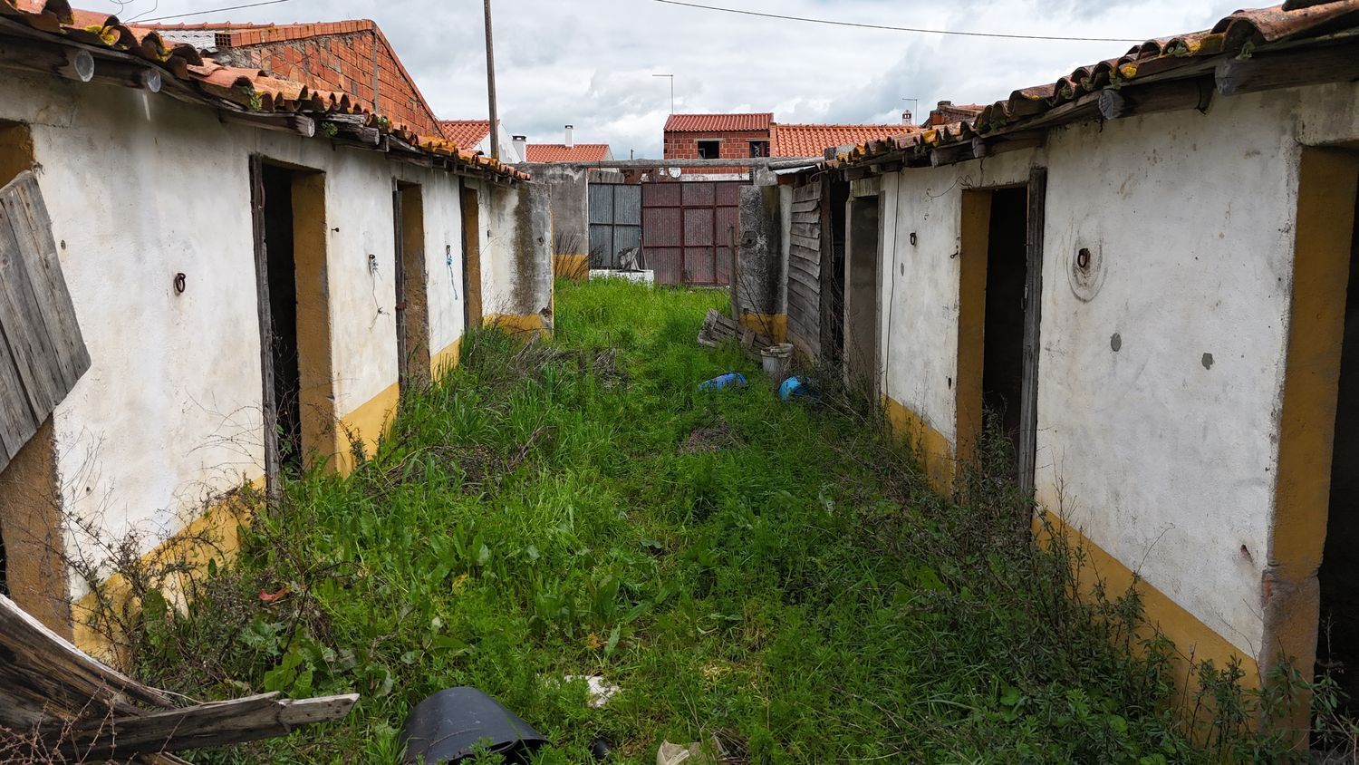 联排别墅出售在Rua da Praça, 8 - 外立面