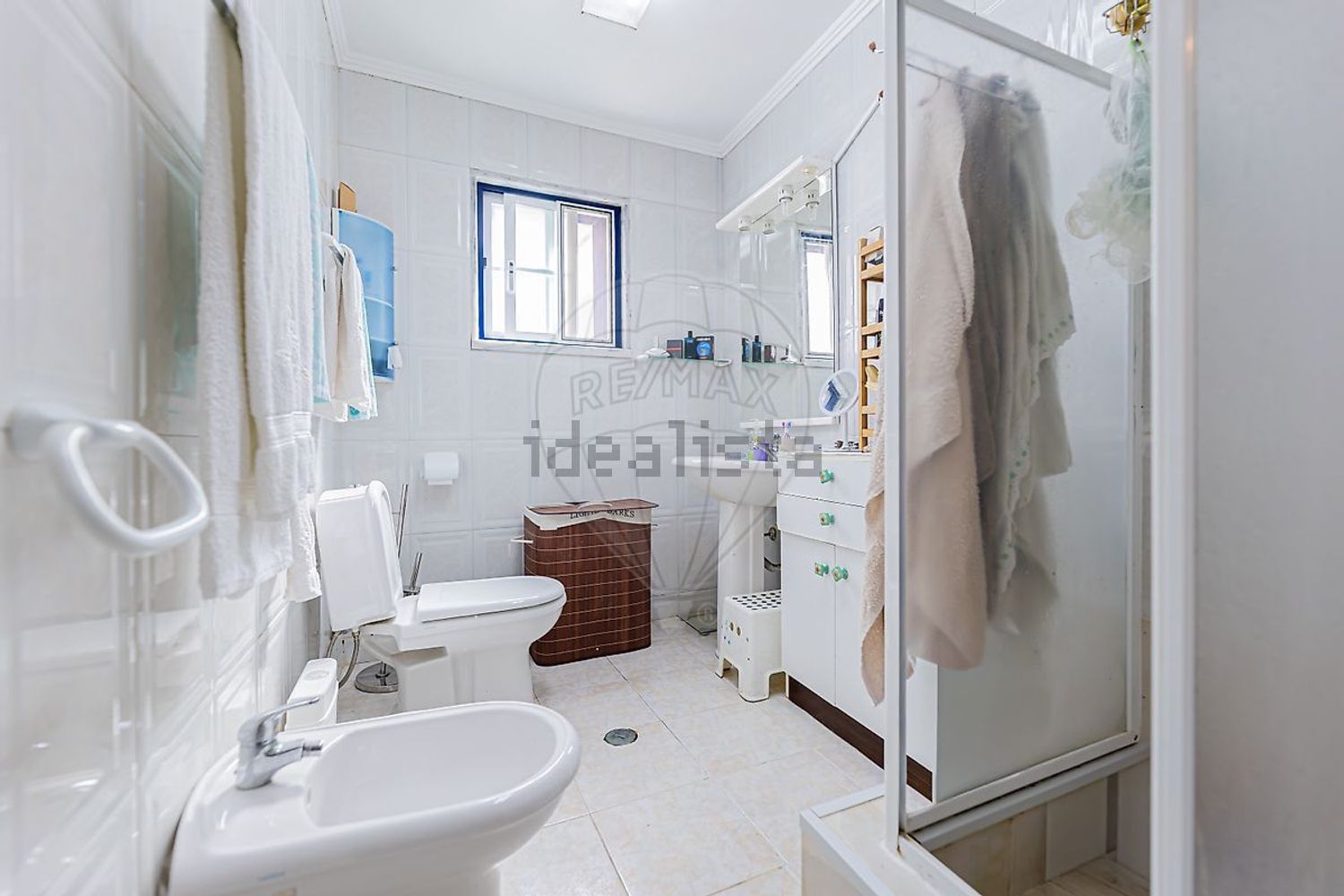 小楼房或独栋别墅出售在Rua da Amendoeira - 卫生间