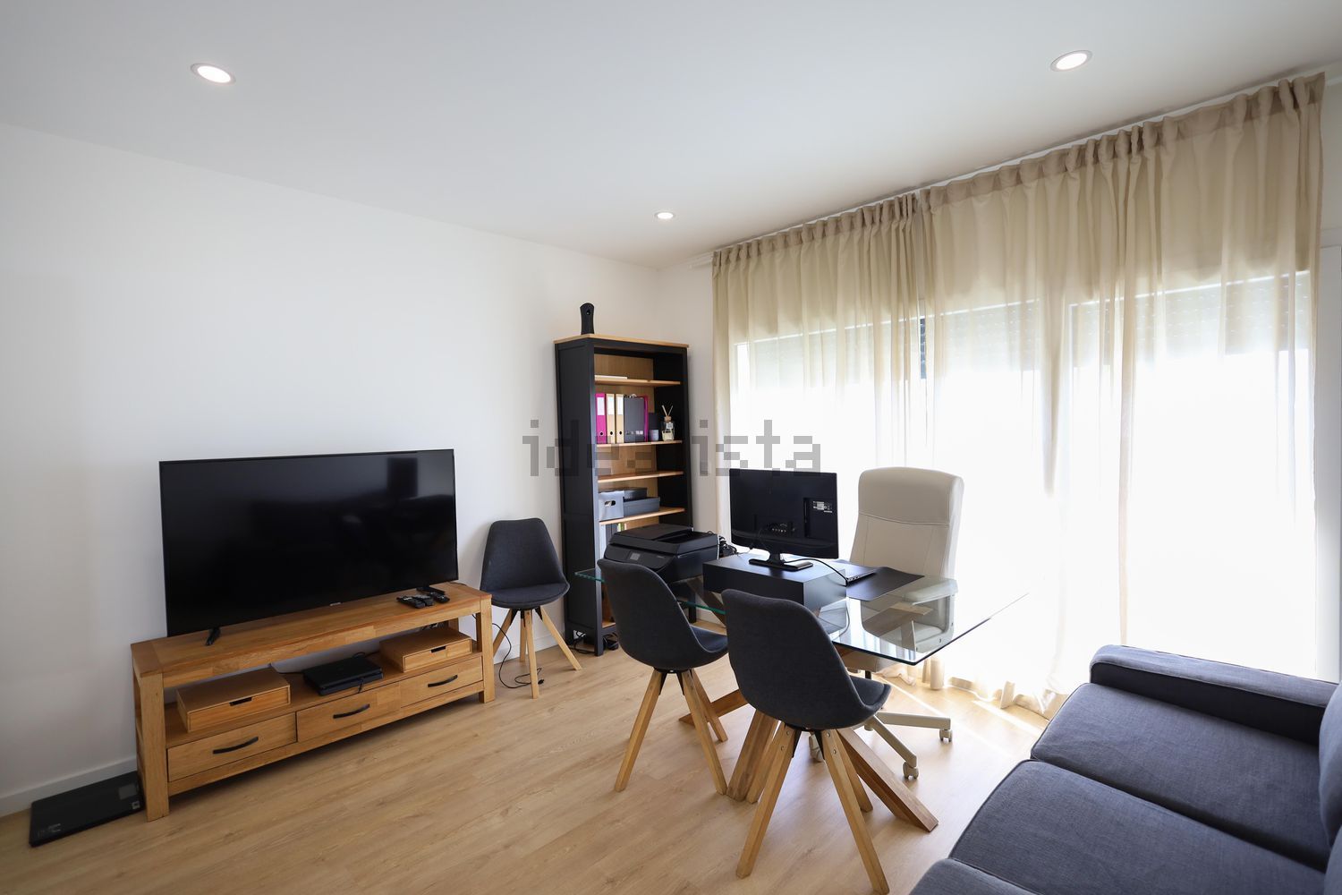 小楼房或独栋别墅出售在Atalaia - 客厅