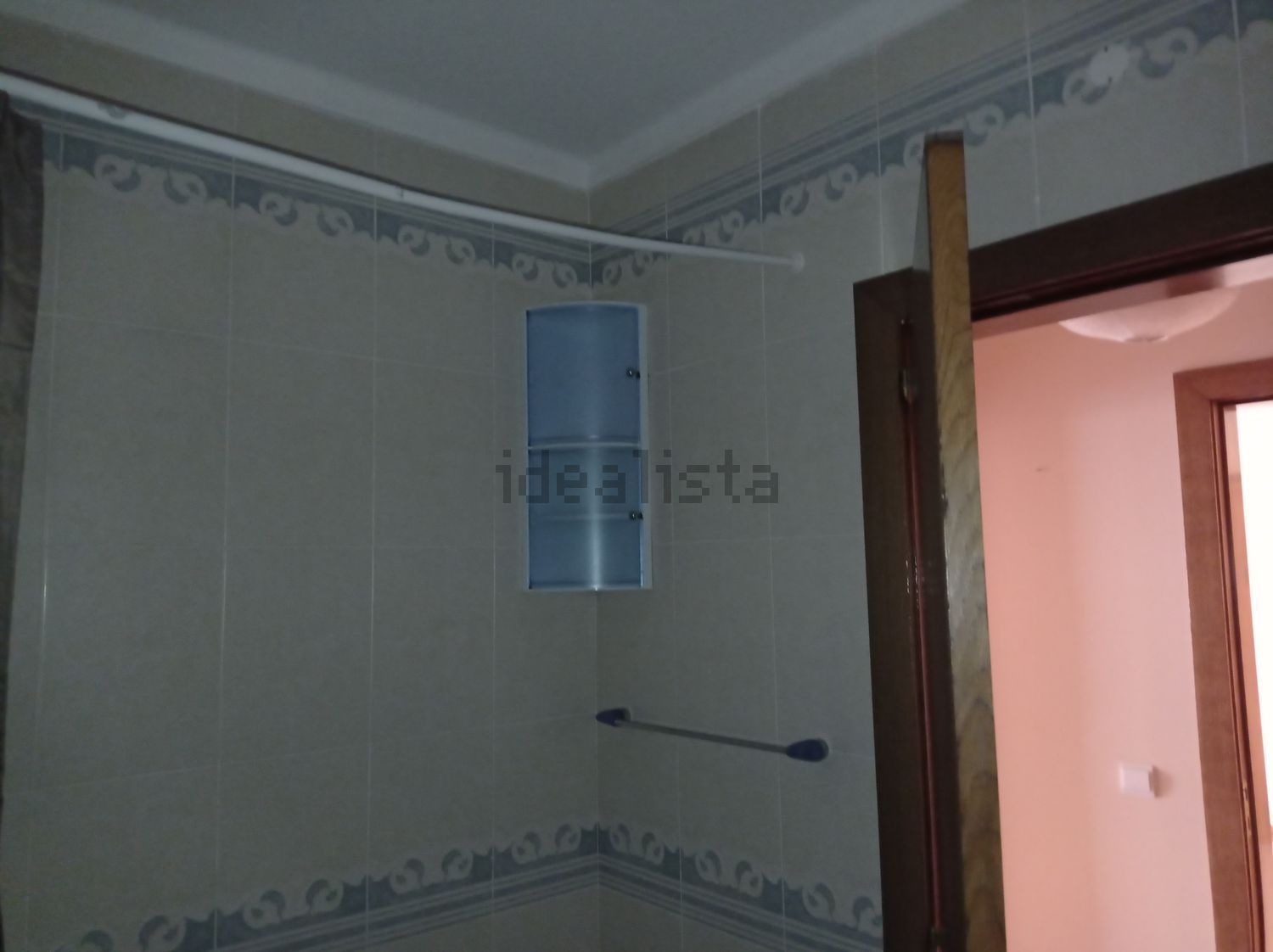 出租公寓 t1在Rua Engenheiro Carlos Alberto Guerreiro, 15 - 卫生间