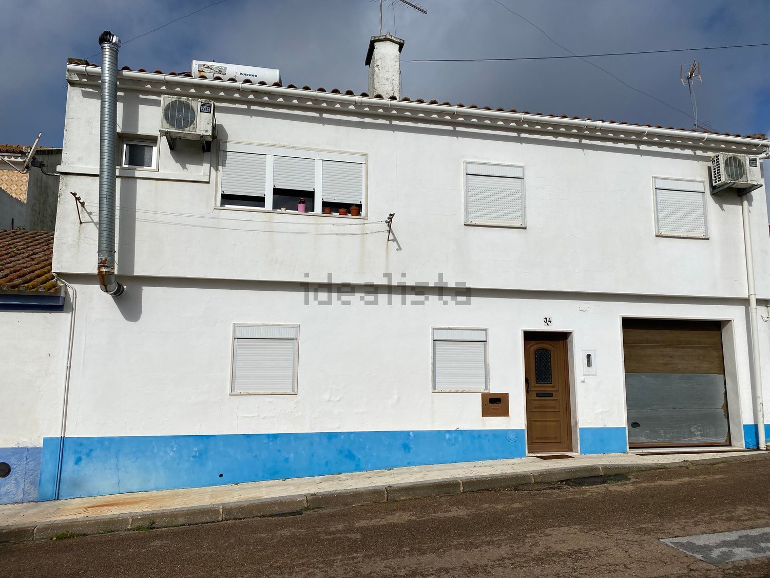 小楼房或独栋别墅出售在Rua da Estrada Velha, 34 n - 视线