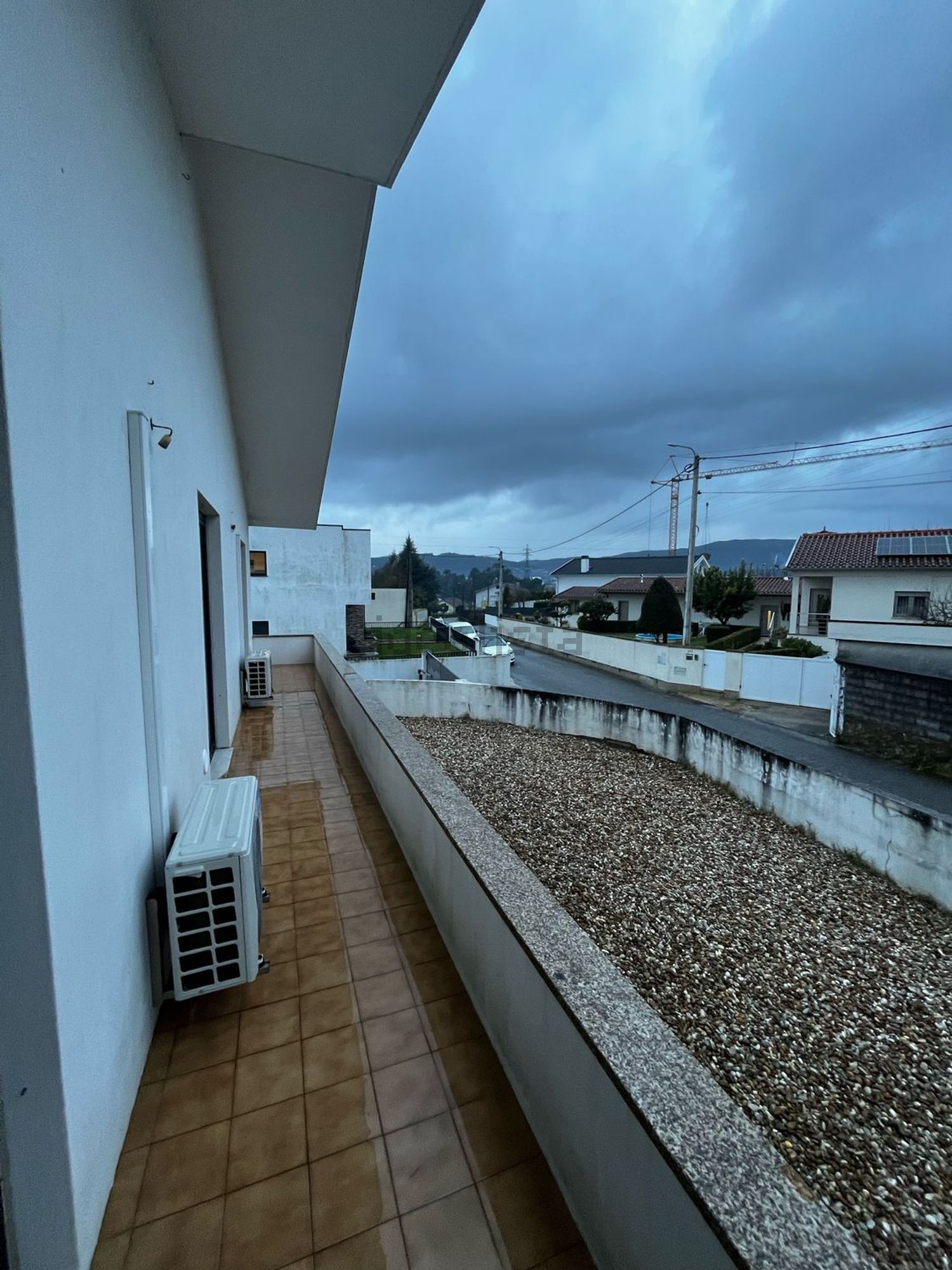 出租小楼房或独栋别墅在Rua dos Artesãos, 231 - 阳台