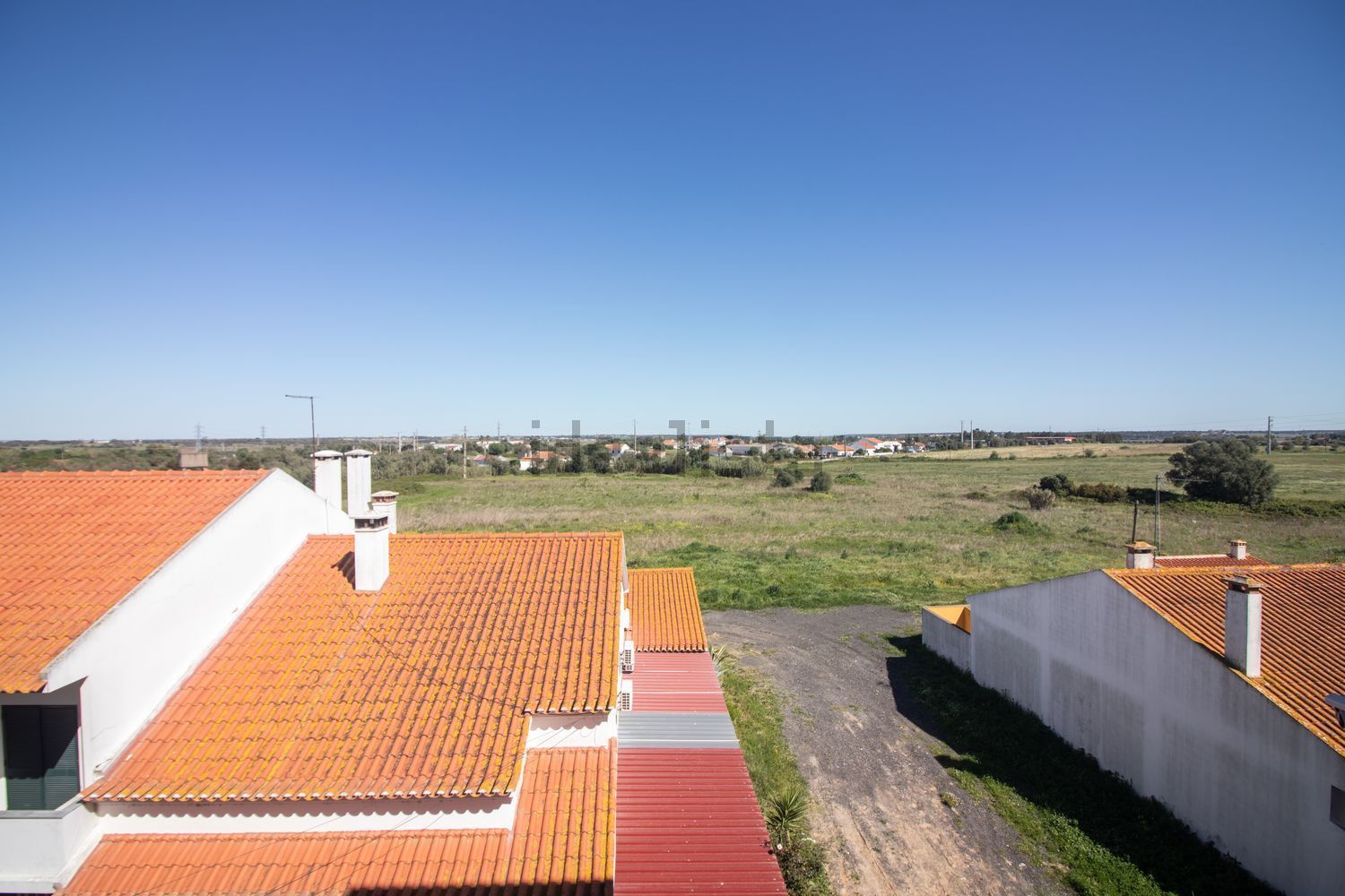 公寓 t1出售在Rua Alfredo Betâmio de Almeida, 7 - 视线