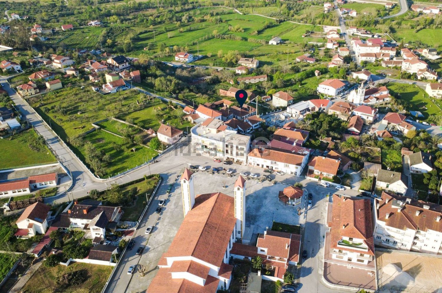 小楼房或独栋别墅出售在Rua João de Barros s/n - 详情