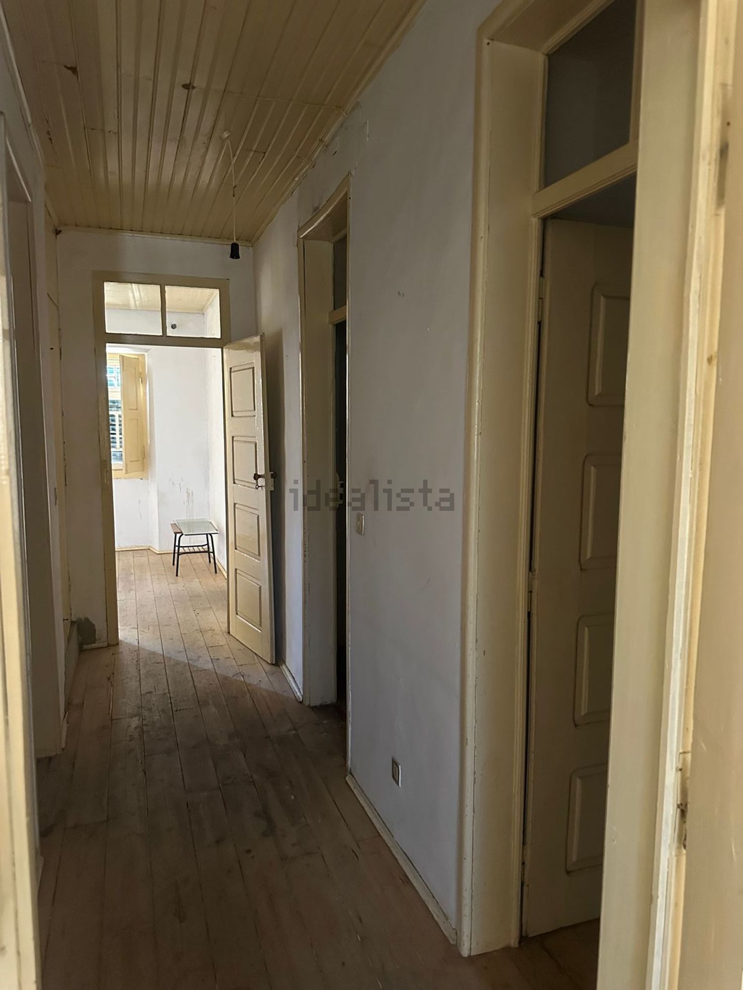 小楼房或独栋别墅出售在Rua Visconde Vale da Sobreira, 7 - 试衣间