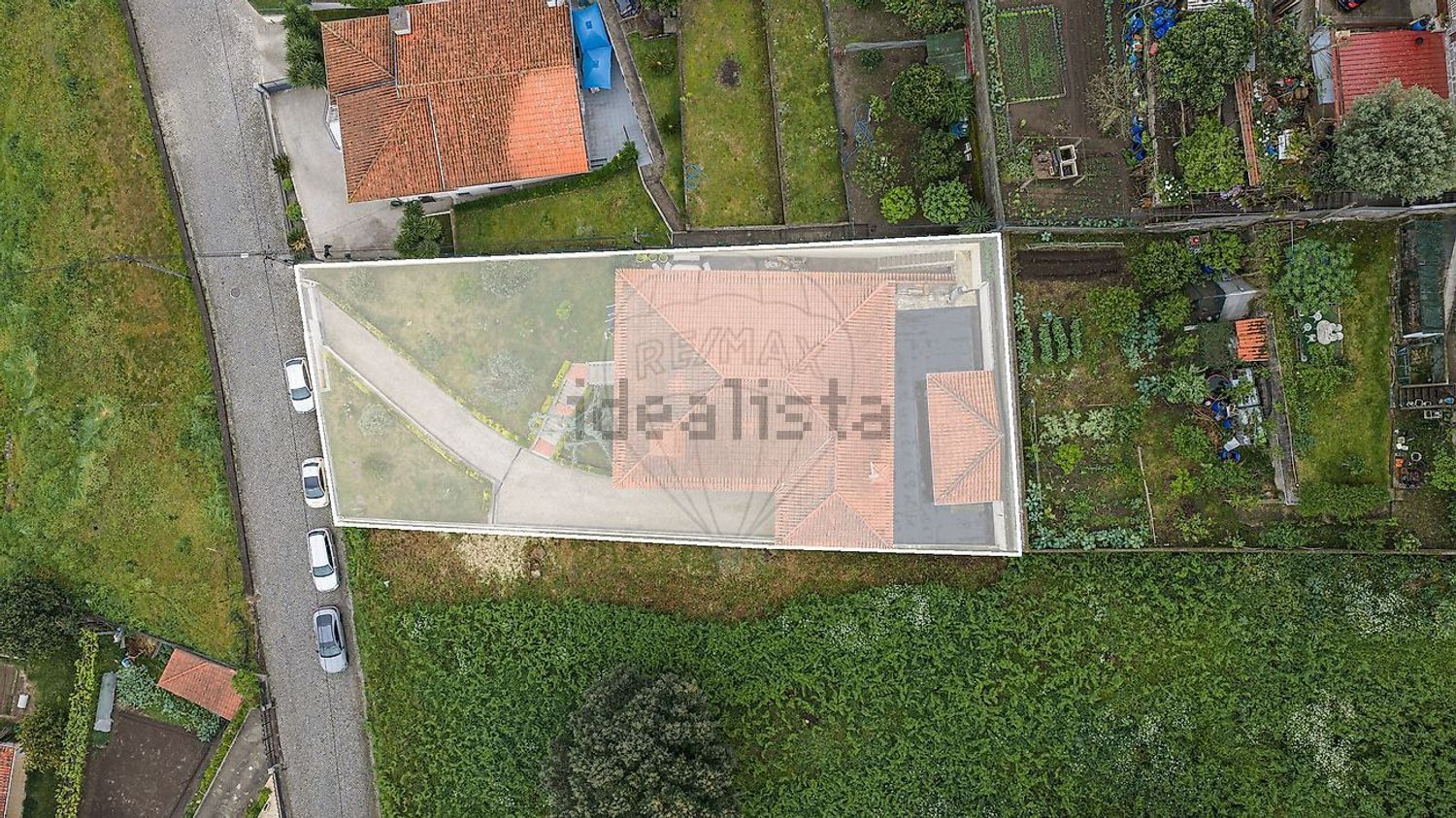 小楼房或独栋别墅出售在Rua Vasco da Gama - 花园