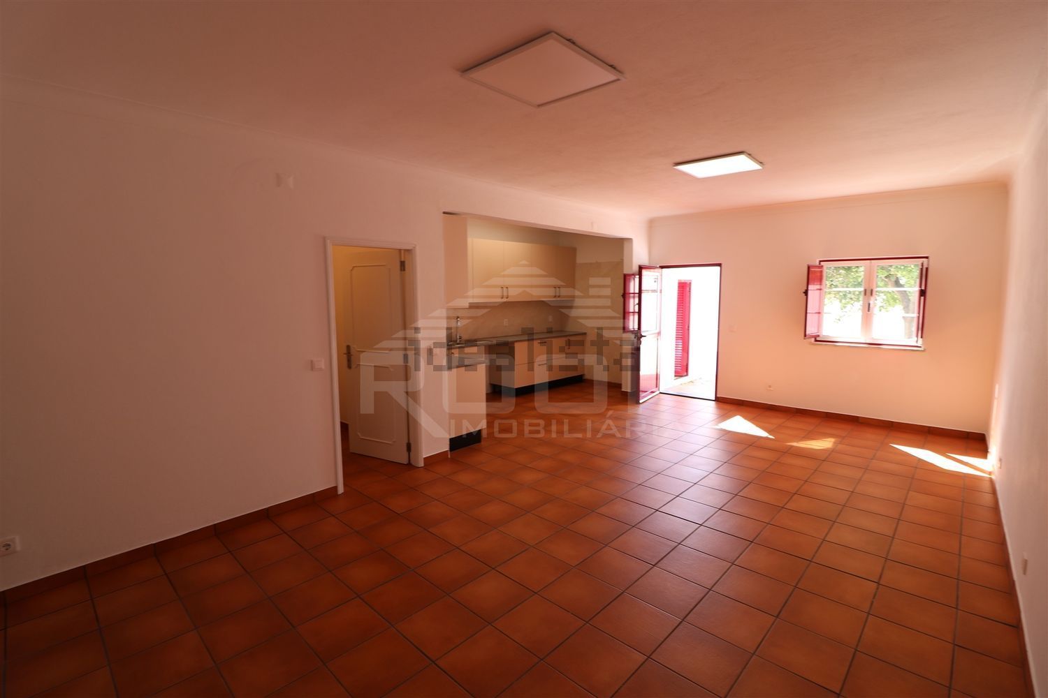 小楼房或独栋别墅出售在Vila Nova da Baronia - 前厅