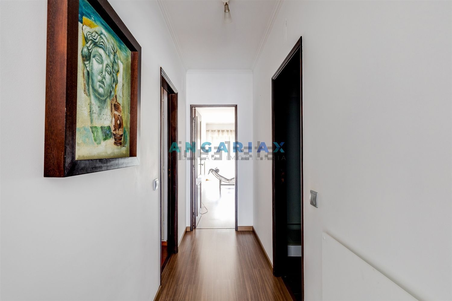 公寓 t3出售在Avenida Marquês de Pombal, 23 - 过道