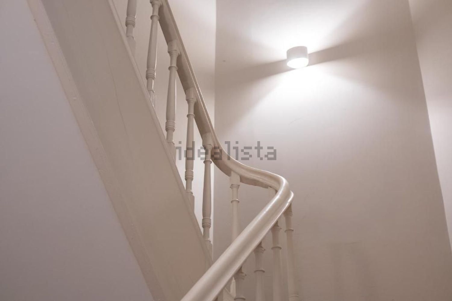 出租t0（单人公寓）在Rua Cruz de Pedra - 详情