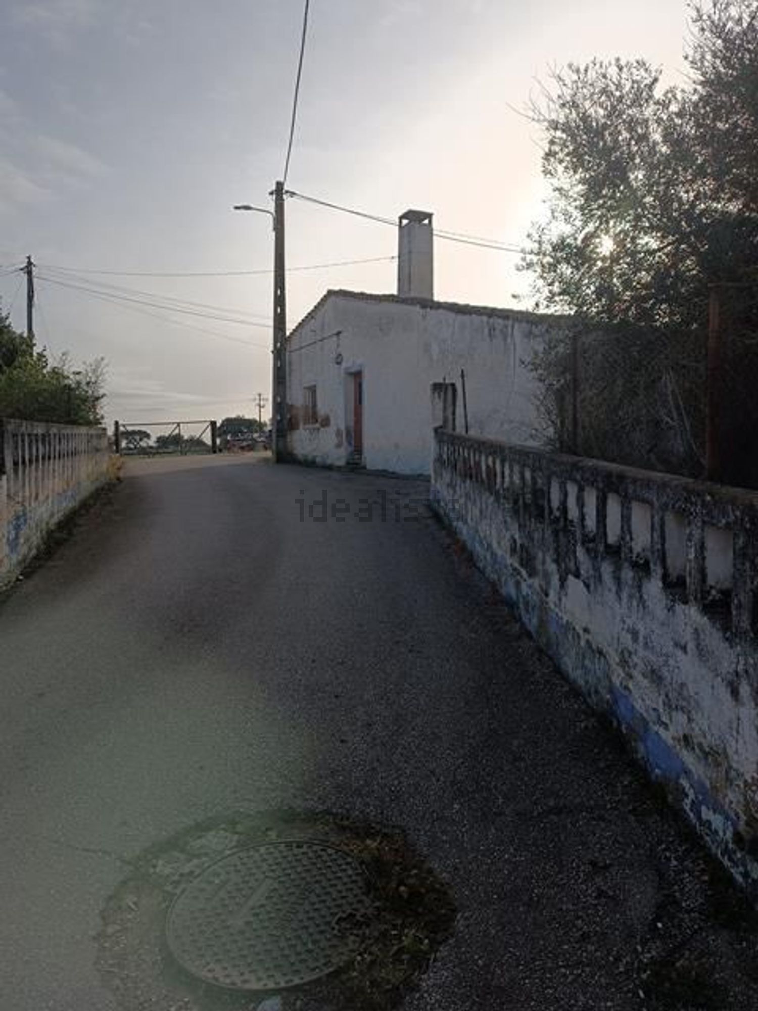 双拼别墅出售在Rua das Quintas, 10 - 外立面