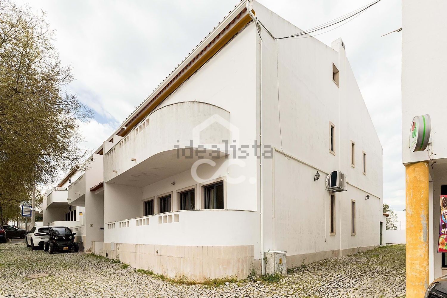 小楼房或独栋别墅出售在Rua Frei José Maria Évora, 4 - 外立面