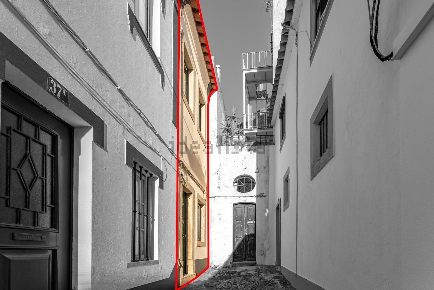 双拼别墅出售在Rua de Cicioso, 39 - 视线