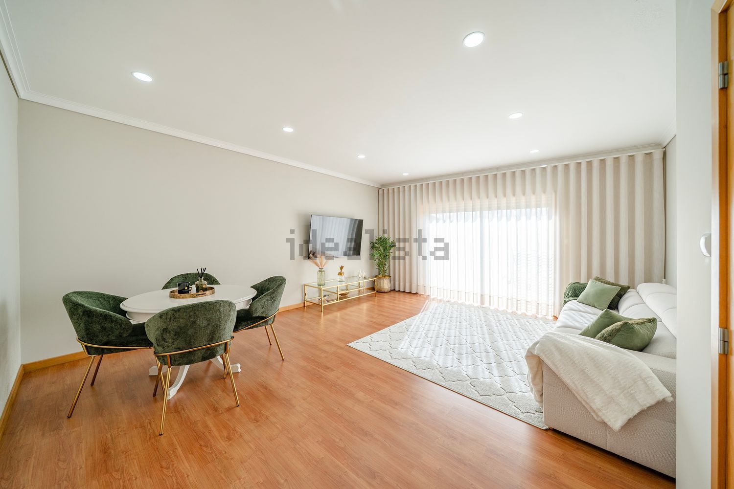 公寓 t2出售在Rio Covo (Santa Eugénia) - 客厅